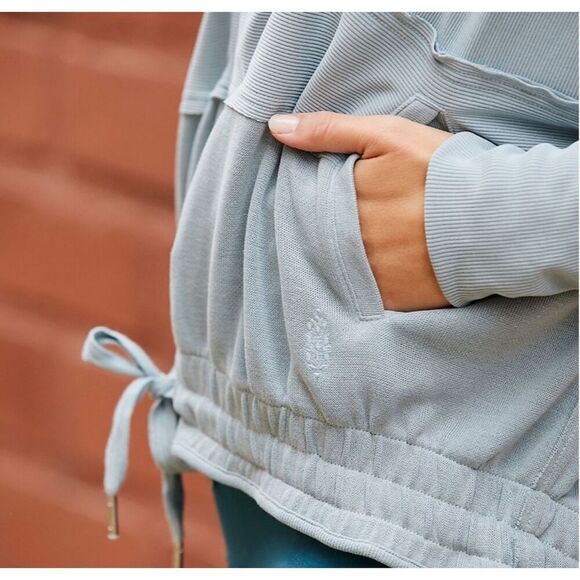 FREE PEOPLE Trekking Out Movement Light Blue Green Zip Hoodie Sweatshirt Size Me - Picture 4 of 15